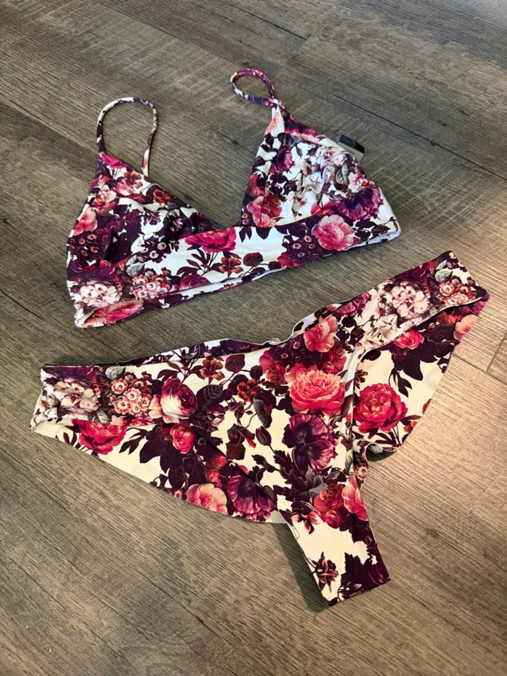 Rare Boys+arrows Floral Two-Piece Bikini Set - scrunch butt